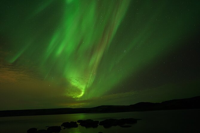 #1 Northern Lights Tour In Iceland from Reykjavik with PRO photos - Is the price worth the risk?