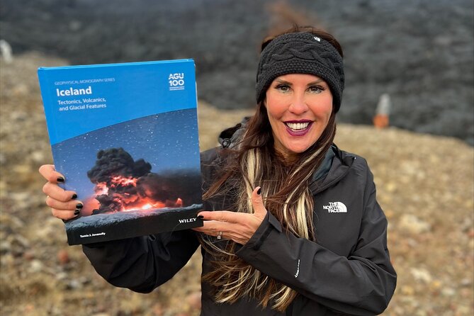 13-Day Iceland Geology Adventure Guided Tour from Reykjavík - Thingvellir, Gullfoss, and Geysir in one classic day
