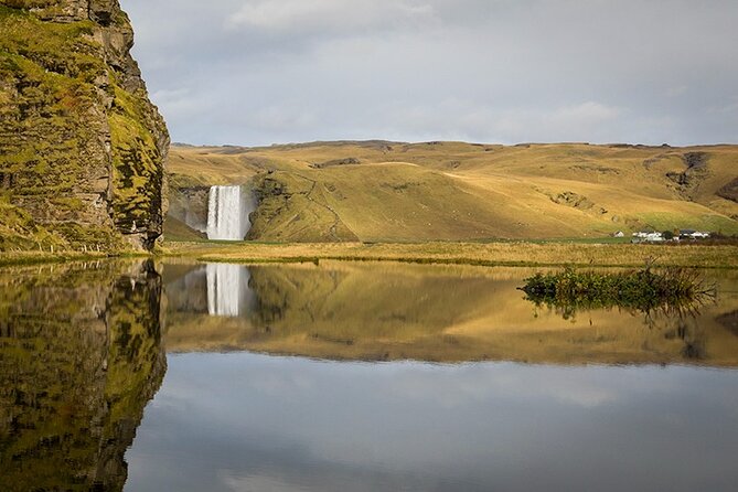2-Day South Coast Waterfalls, Jokulsarlon Glacier Lagoon and Hike from Reykjavik - Seljalandsfoss and Skógafoss: Iceland’s waterfall double act