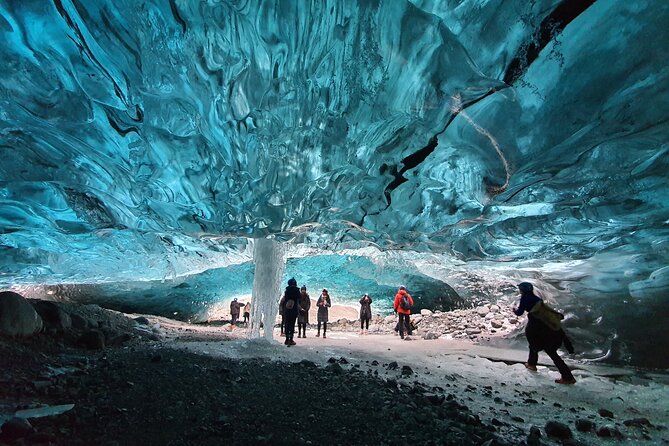 3-Day Golden Circle, South Coast & Ice Cave - Small Group Tour - Guides, group size, and the feel of the bus