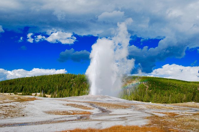 3 Day Summer South Coast, Golden Circle and Jökulsarlon glacier lagoon - Day one: Þingvellir, Geysir, and Gullfoss