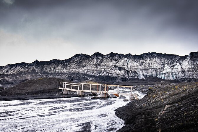 3 Hours Katla Ice Cave Tour/Meet in Vík - The ride, the hike, and the equipment