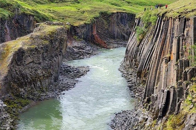 4, 5, 6 or 7-Day Small-Group Ring Road Tour from Reykjavik - Day 5: hot springs, lava waterfalls, and Icelandic horses