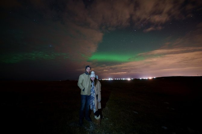 4x4 Reykjavik Northern Lights Tour with Photographer — Aurora RVK - The 4x4 vehicle and group size
