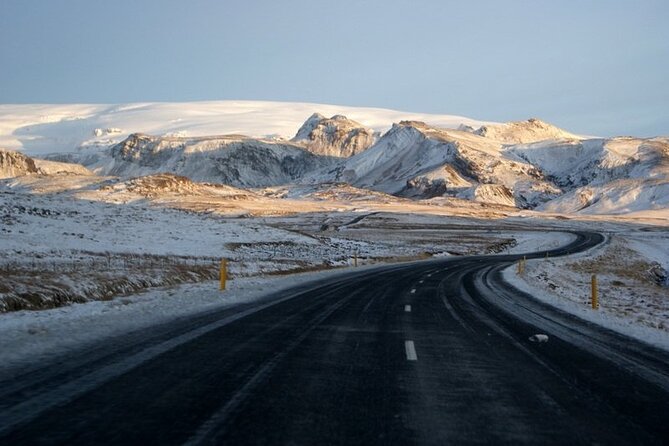 5-Days Land of Northern Lights Tour from Reykjavík - Reykjavík arrival and the first evening