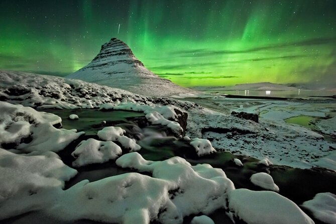 7-Day Self-Drive Private Tour Northern Lights Adventure - Iceland South & West - Day 5: Canyon, ice, and a super-jeep cave trip