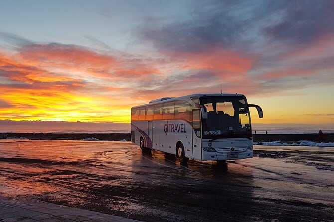8-Days Northern Lights Exploration Tour from Reykjavík - Kirkjufell and the Vatnshellir lava tube