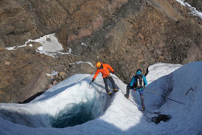Adventurous Vatnajökull Glacier Exploration - Full Day Hike - A small group changes the whole rhythm