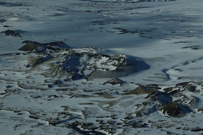 Airplane Sightseeing flight over Laki craters and highland - Who will get the most from this flight?