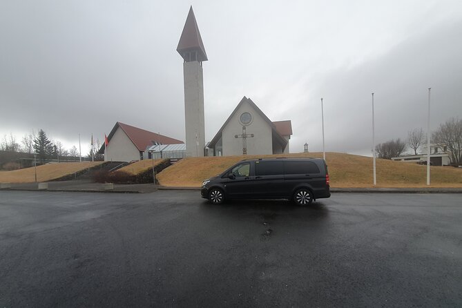 Airport Transfer - What the First Icelandic Drive Feels Like