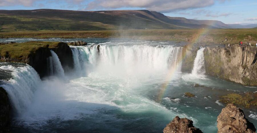 Akureyri Port: Lake Mývatn & Goðafoss Waterfall Day Trip - Key points to know before booking