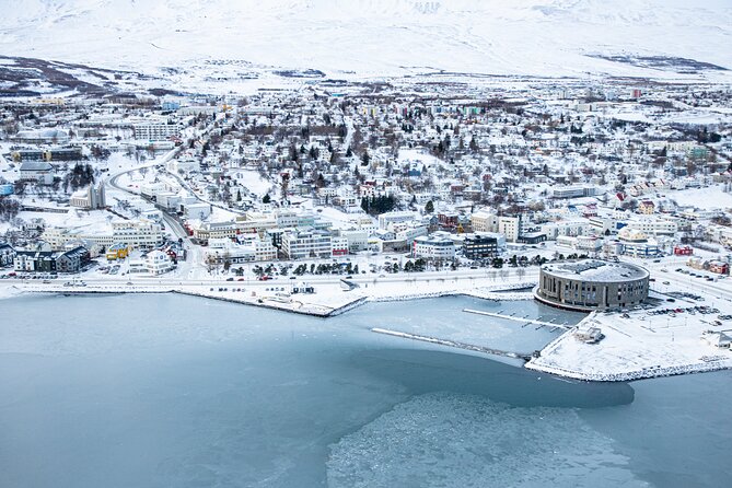 Akureyri - Private Airport Transfer - A simple arrival in Akureyri