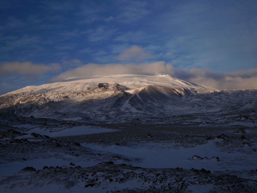 Arnarstapi: Snæfellsjökull Glacier and Volcano Hike - Pace, guide attention, and group expectations