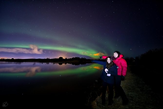 Aurora/Northern light hunt and photos (photography help provided) - Pickup, timing, and the evening schedule