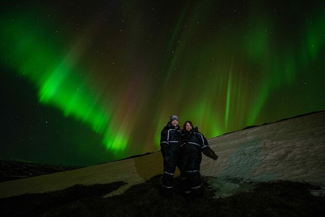 Award Winning Private Northern Lights Tour with All Inclusive - Why a private Reykjavik aurora hunt can be worth it