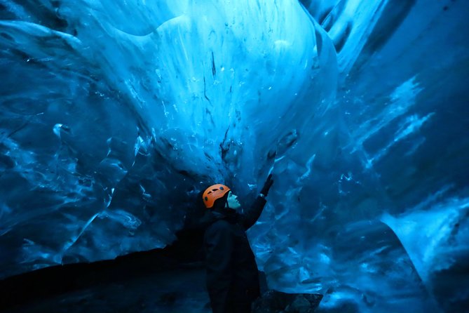 Blue Ice Cave Exploration from Jökulsárlón (Small Group Tour) - From Jökulsárlón to Vatnajökull