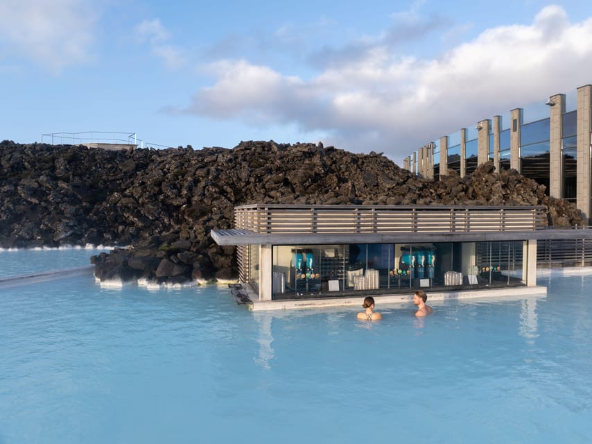 Blue Lagoon: Premium Admission with Drinks and Face Masks - Crowds, quiet corners, and the atmosphere