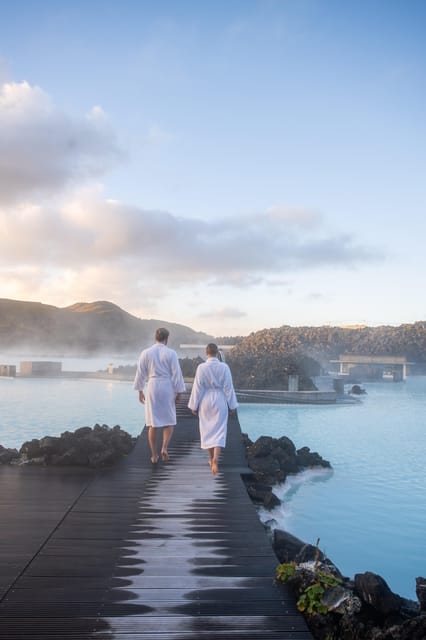 Blue Lagoon: Premium Admission with Drinks and Face Masks - What the 8,700-square-meter lagoon feels like