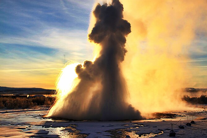 Day Trip to the Golden Circle and Hot spring Geyser by 4WD Jeep from Reykjavik - Gullfoss: a waterfall with room to move