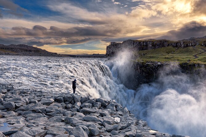 Dettifoss Waterfall, Asbyrgi and Lake Myvatn Tour from Husavík - Ásbyrgi, where geology meets Sleipnir