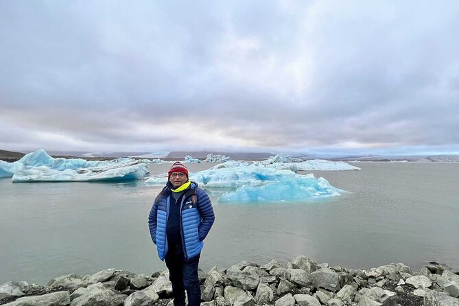 Diamond Beach & Jökulsárlón Floating Glacier Guided Day Tour - The 10 to 12-hour schedule demands stamina