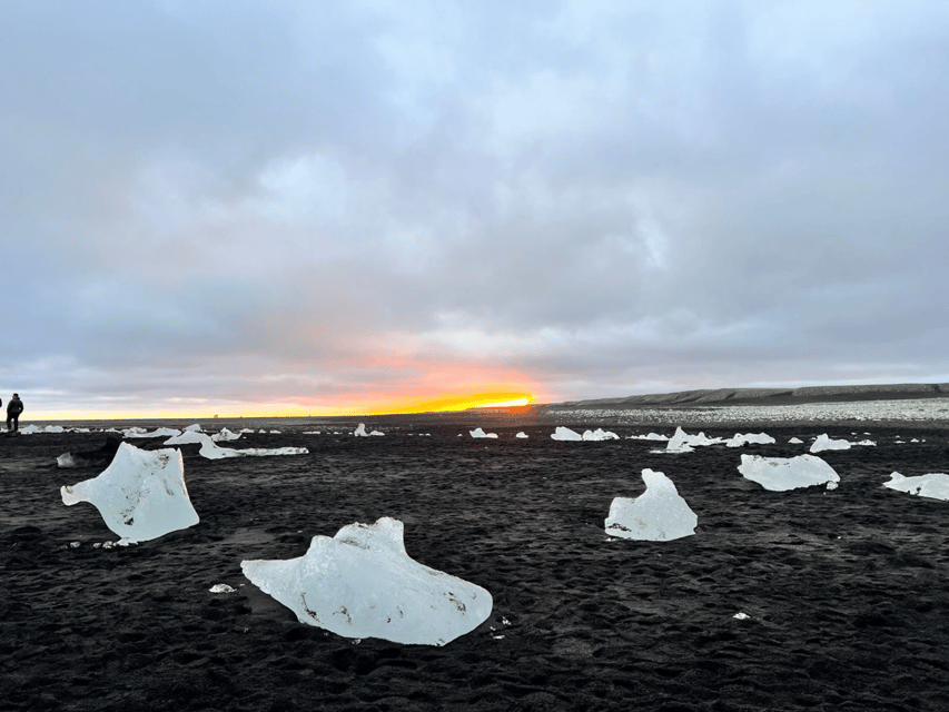 Diamond Beach & Jökulsárlón Glacier Exclusive Day Tour - Nine hours from Reykjavik is a serious day