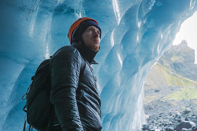 Early Bird Ice Cave with 3 Professional Photos - Early morning timing near Jökulsárlón
