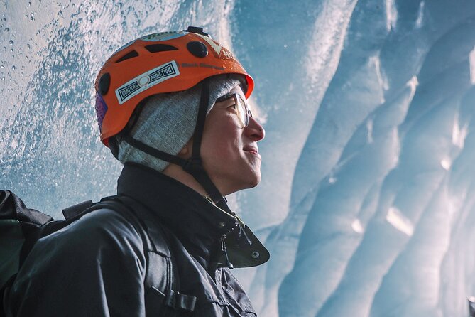 Early Bird Ice Cave with 3 Professional Photos - Why the small group changes the day