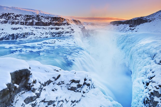 Fontana Geothermal Spa and Golden Circle Tour From Reykjavik - An hour at Fontana Geothermal Spa