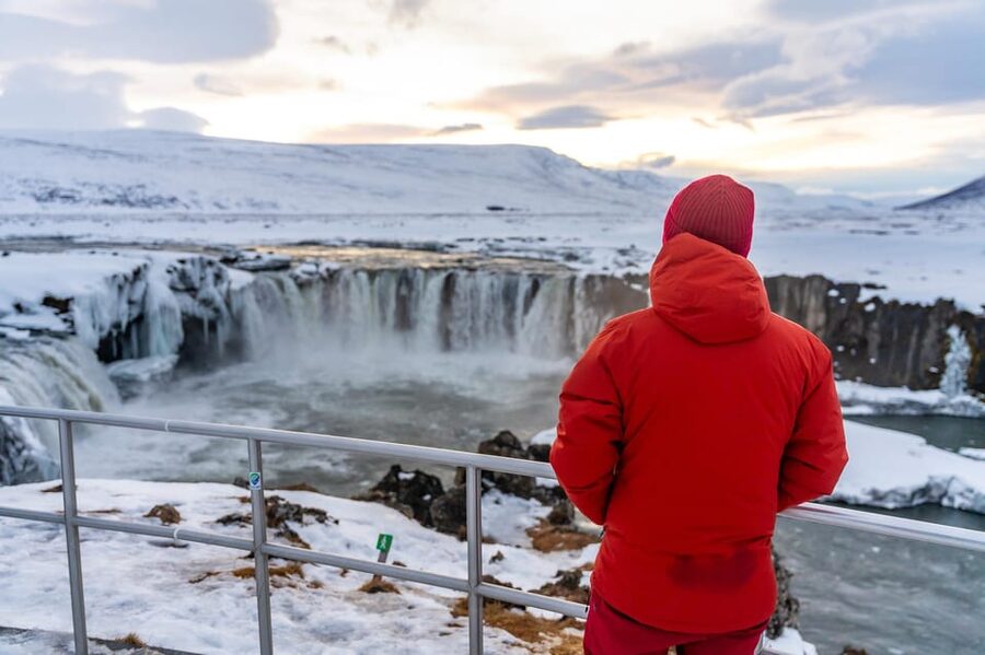 From Akureyri: Goðafoss Waterfall Winter Tour - Why Goðafoss makes a good short trip from Akureyri