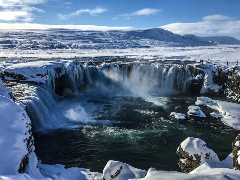 From Akureyri: Lake Mývatn and Godafoss Cruise Ship Day-Trip - Godafoss: a strong 25-minute opening stop