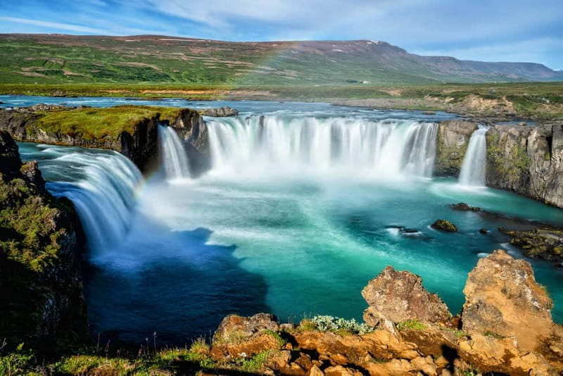 From Akureyri Port: Diamond Circle Guided Day Trip w/ Lunch - Leaving Akureyri and heading toward Goðafoss