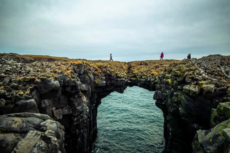 From Grundarfjordur: Snaefellsnes Peninsula Half-Day Tour - Timing, food, and what to carry