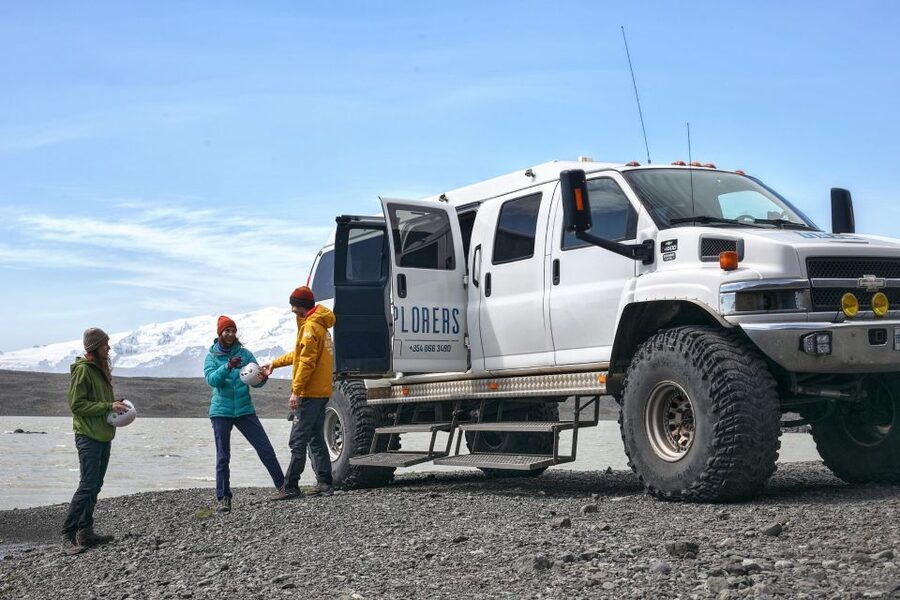 From Jökulsárlón: Ice Cave and Glacier Exploration Tour - The guide makes or breaks the day