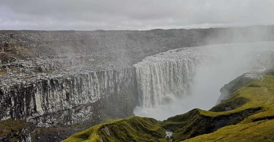 From Reykjavík: 4, 5, 6 or 7-Day Small-Group Ring Road Tour - Why the Ring Road works best with a guide