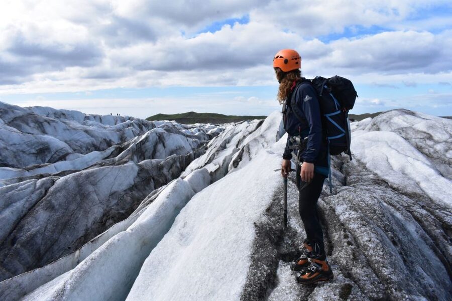 From Reykjavik: 4-Day Blue Ice Cave and Northern Lights Tour - What the small group and transport mean