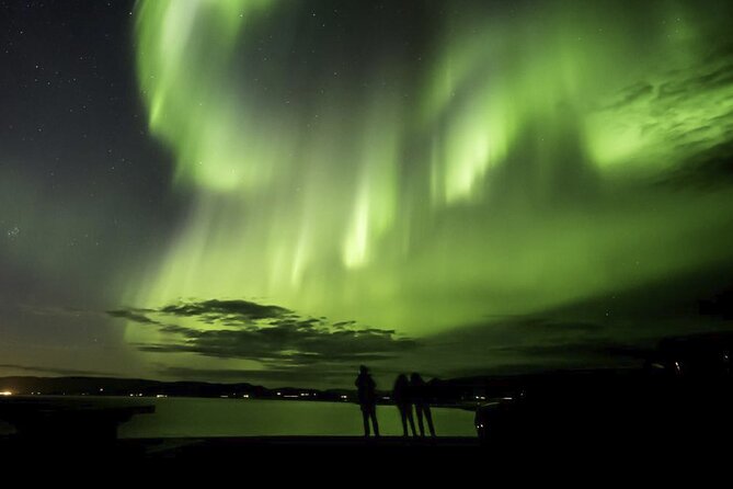 From Reykjavik 4x4 Minibus Northern Lights with Photo and Cocoa - Weather, cancellations, and realistic expectations