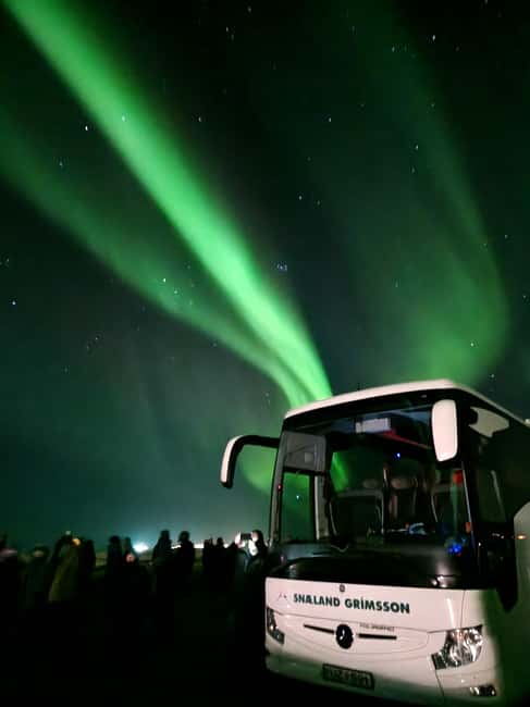From Reykjavík: Best of Iceland 6-Day Stopover Tour - Guides, transport, and the small details