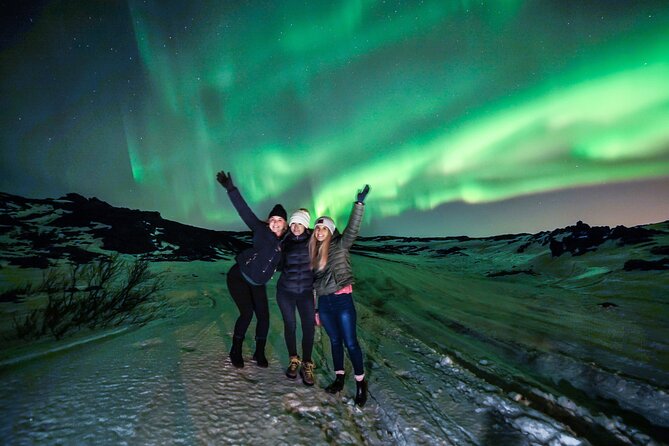 From Reykjavík: Evening Lava Tunnel Tour and Northern Lights Tour - Leaving Reykjavík at 7:30 p.m.