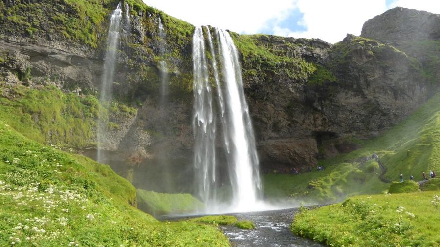 From Reykjavik: Explore the Waterfalls of the South Coast - What the geology guide adds