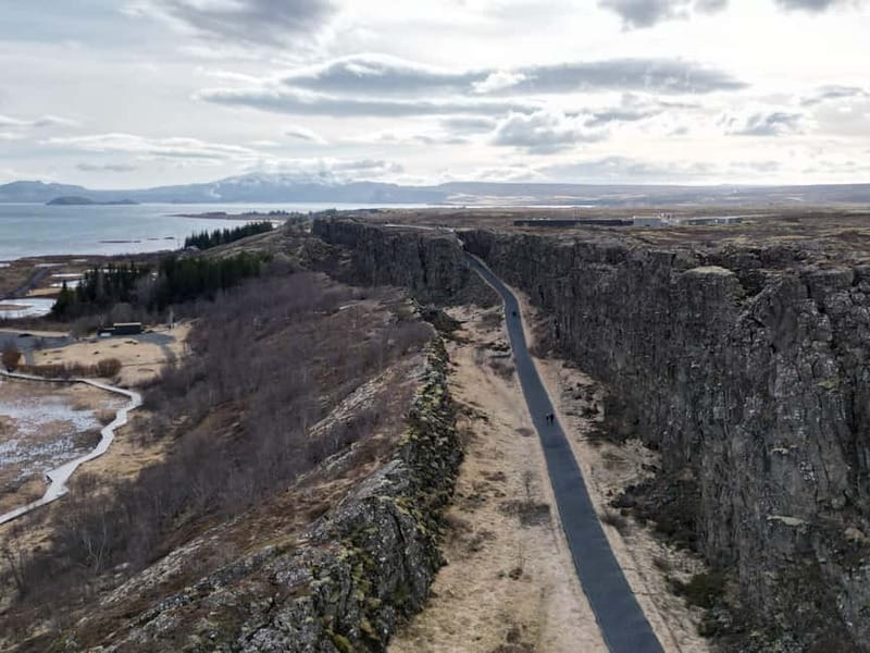 From Reykjavik: Fire And Ice Helicopter Tour with 2 Landings - The steaming ground of Mount Hengill