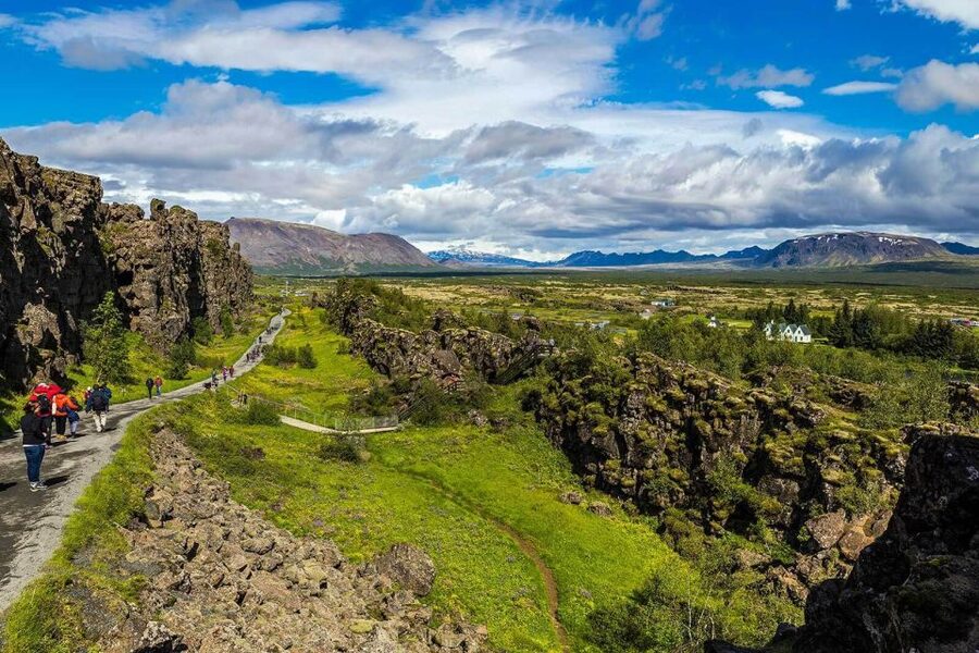 From Reykjavik: Full-Day Horse Riding & Golden Circle Tour - Who should book this day?