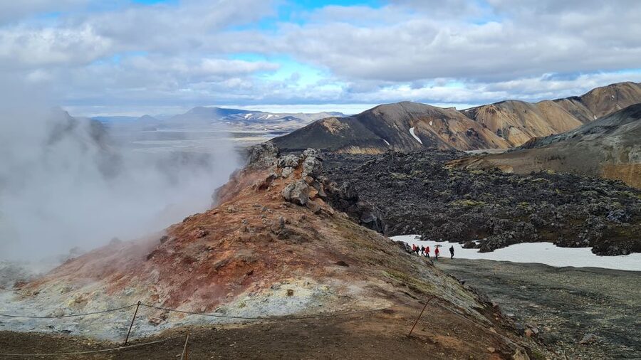 From Reykjavik: Highlands Jeep Tour & Landmannalaugar Hike - Hiking for 2 to 3 hours in Landmannalaugar
