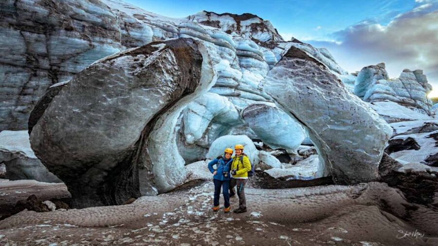 From Reykjavík: Katla Ice Cave and South Coast Tour - Vík, black sand, and the return route