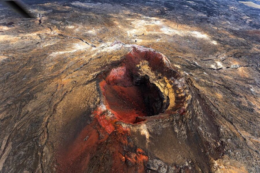 From Reykjavik: New Volcanic Area Helicopter Tour - What the pilot adds to the flight