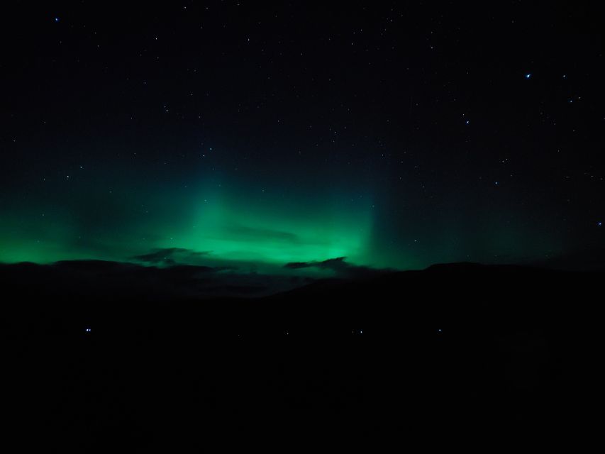 From Reykjavik: Northern Lights Chase with Expert Guide - Photography tips that make a difference