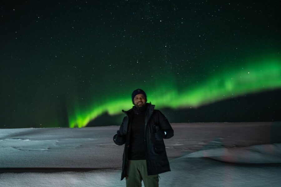 From Reykjavik: Northern Lights Guided Tour with Photos - Who should choose this tour?