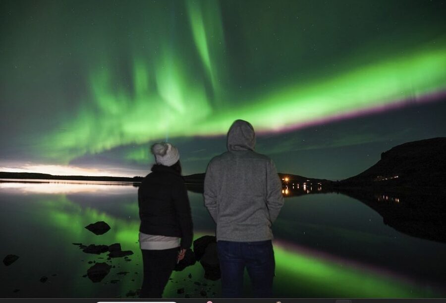 From Reykjavik: Northern Lights Hunt Super Jeep Tour - The ride into southern Iceland