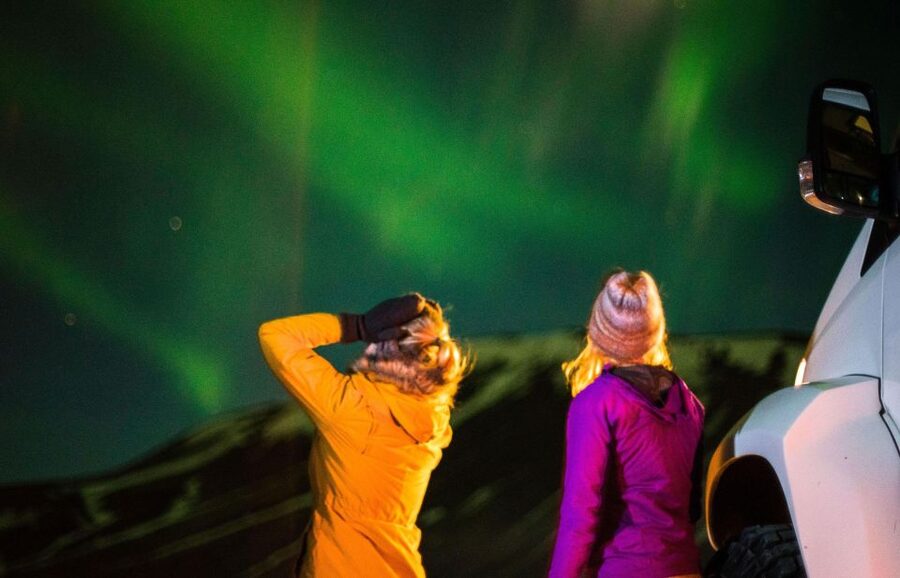 From Reykjavík: Northern Lights Super Jeep Tour - Who should book this super jeep tour?