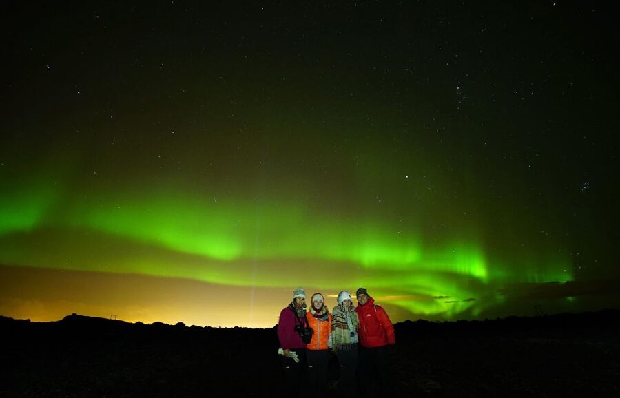 From Reykjavík: Northern Lights Super Jeep Tour - Why several viewing spots can make the difference